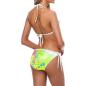 Preview: Bikini in einem hellgrün setlich hinten zu sehen. Der Bikini ist im Triangel-Stil geschnitten und mit einem weißen Bündchen abgesetzt